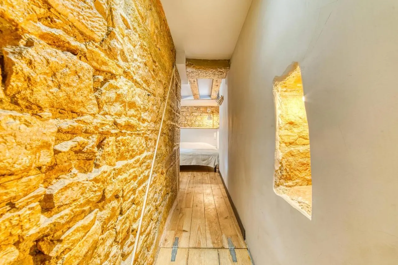 Le Citadin - Charmant T2 En Plein Coeur De Lyon 0*,  France